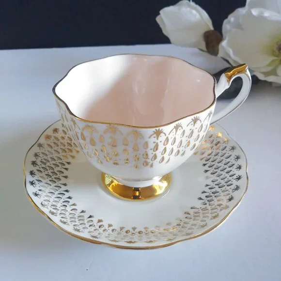 Queen Anne Bone China Tea Cup Pink Gold - Picture 14 of 16